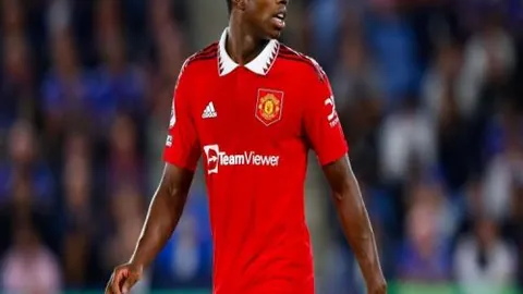 妖狐对决NBA：独行侠客场挑战劲旅，能否再现咬金神技，捍卫比分荣耀？