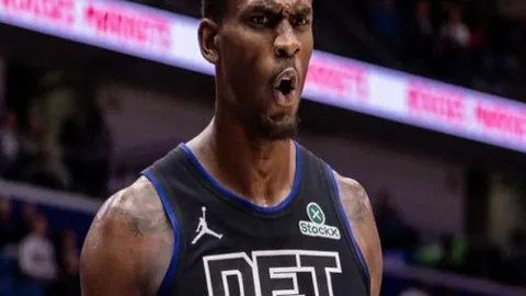 字母哥独得31分+9篮板 里萨谢破36分新高 雄鹿再负老鹰四连败