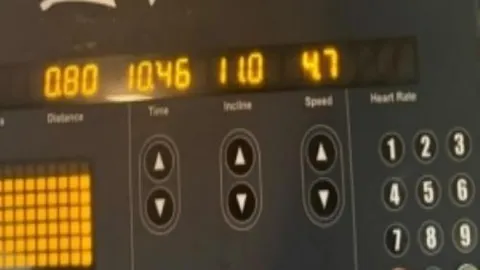 今晚7点半CCTV5直播：宫鲁鸣解析大乐透期号，女篮专家质合